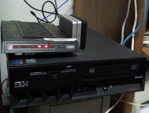 The ThinkCenter, with KnightRider eyes The ThinkCenter, with KnightRider eyes